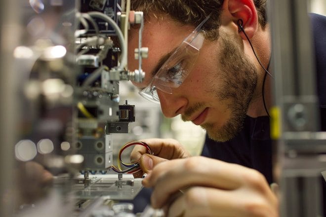 SpaceX satellites espion Starshield