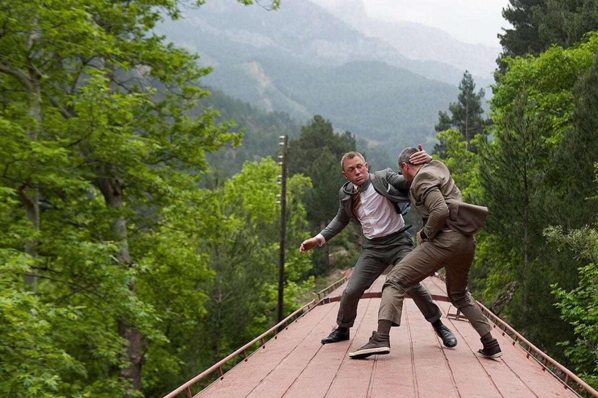 Amazon cible trois candidats pour incarner James Bond au cinéma