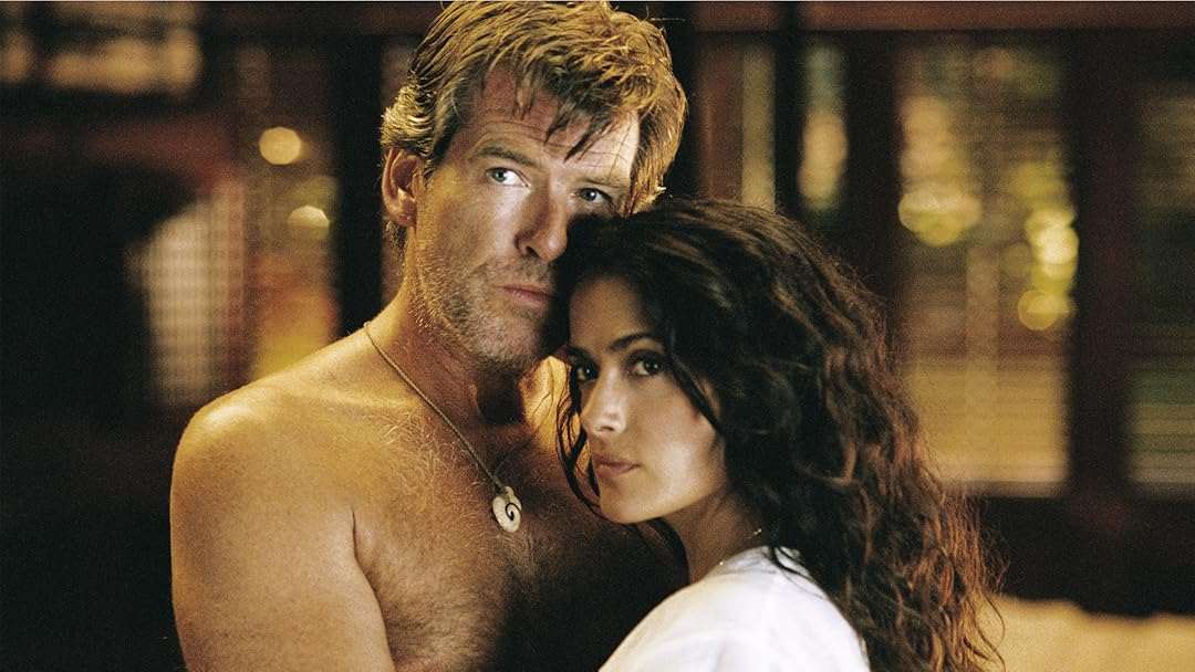 Un film méconnu avec Pierce Brosnan et Salma Hayek cartonne sur Netflix