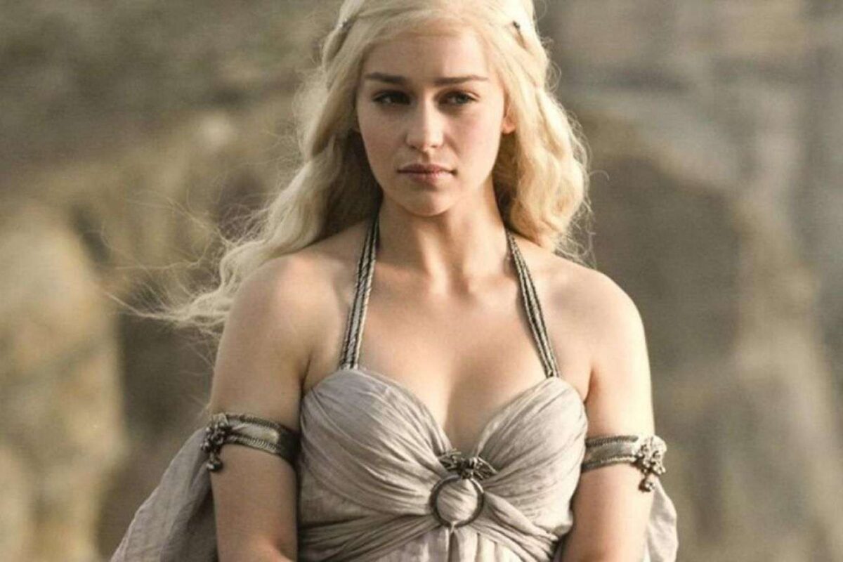 Les jambes d’Emilia Clarke ont donné du fil à retordre aux experts VFX de Game of Thrones