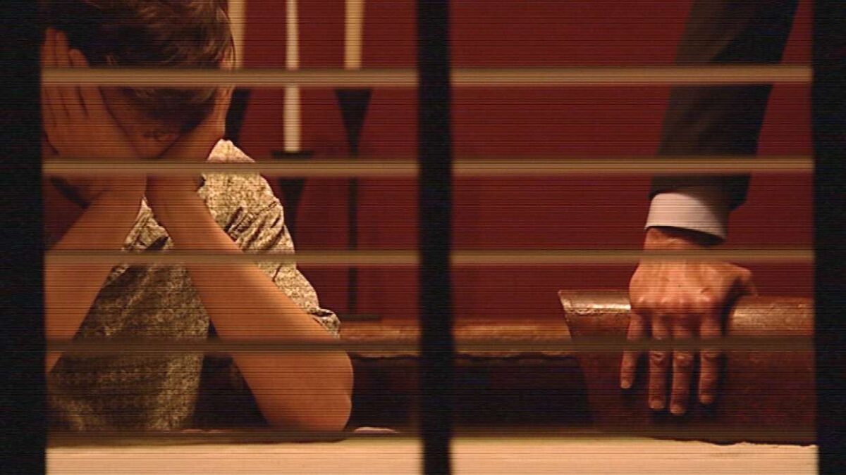 Ce documentaire captivant interroge sans détour un phénomène du true crime