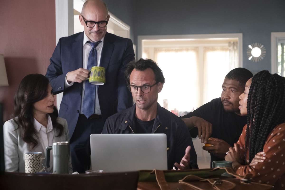 Pourquoi CBS a annulé The Unicorn ?
