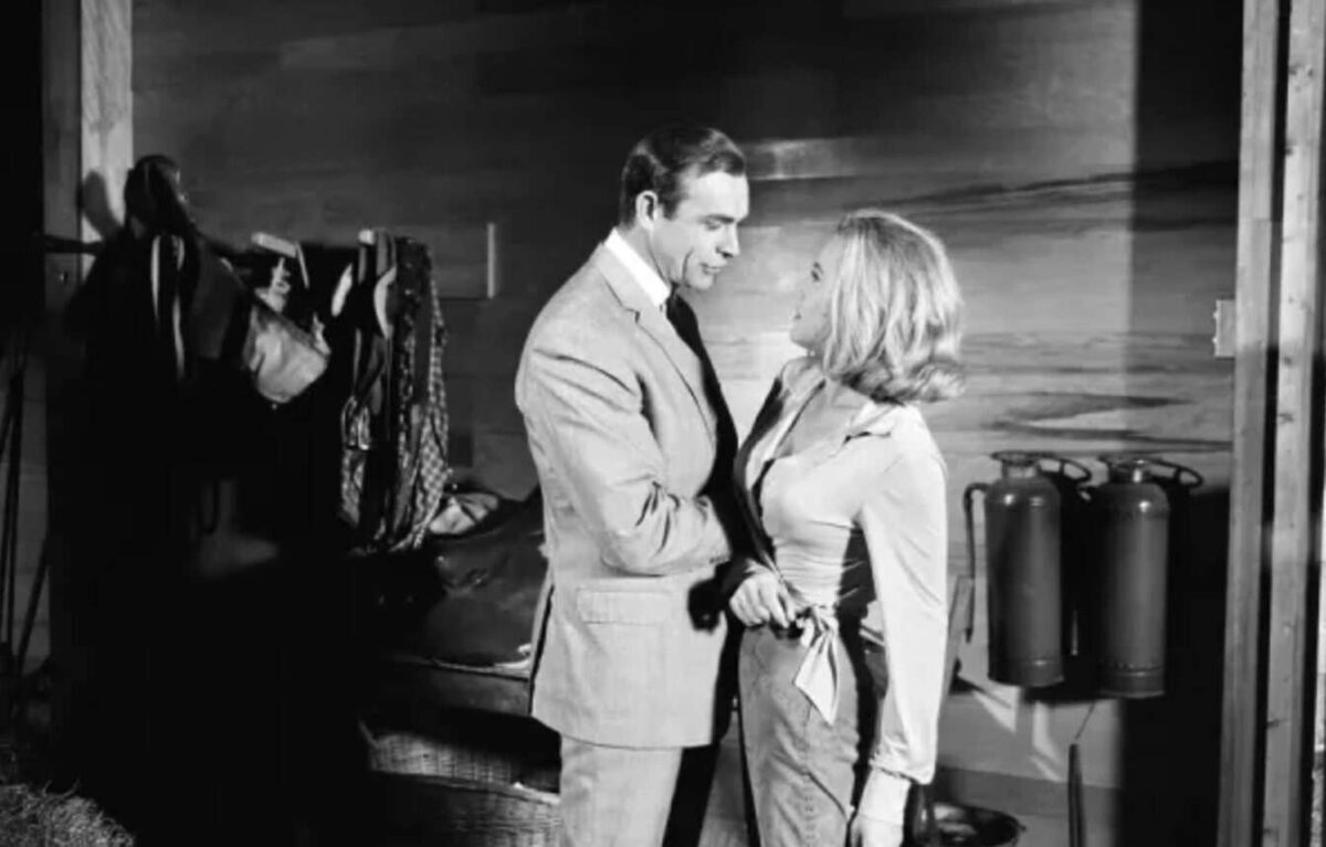 Honor Blackman, la femme qui a redéfini James Bond