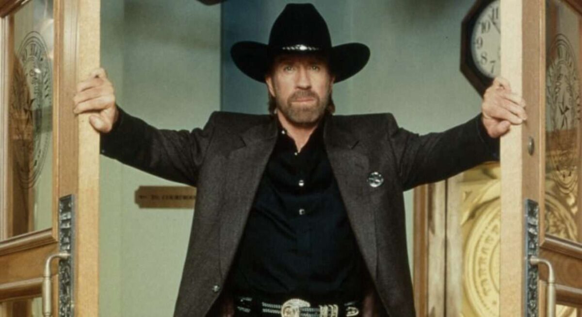 Chuck Norris, icône des films d’action et héros de Walker, Texas Ranger, est mort à 86 ans