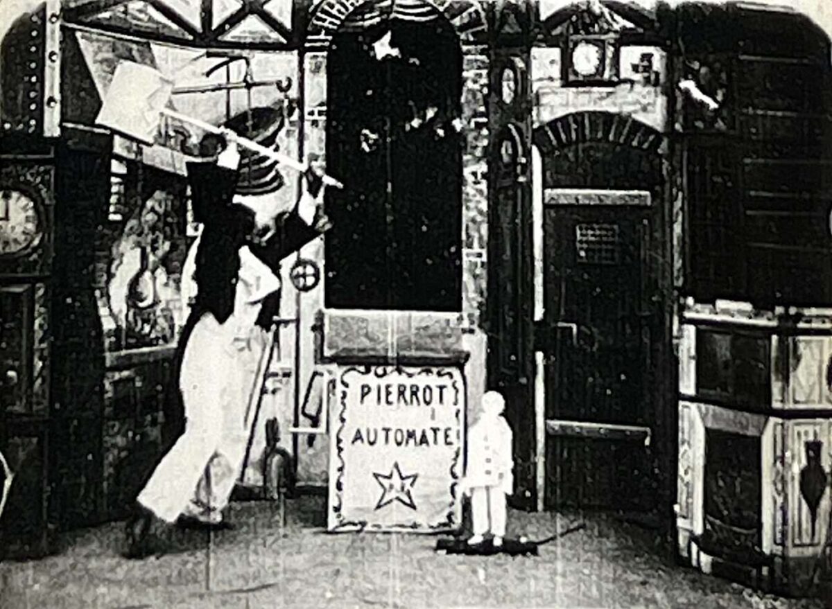 Découverte du tout premier film de robot au monde, celui-ci date de 1897