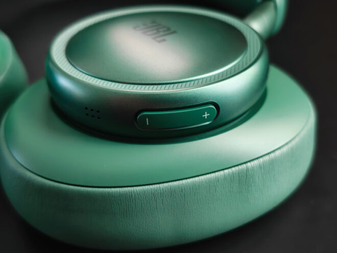 JBL Live 780NC