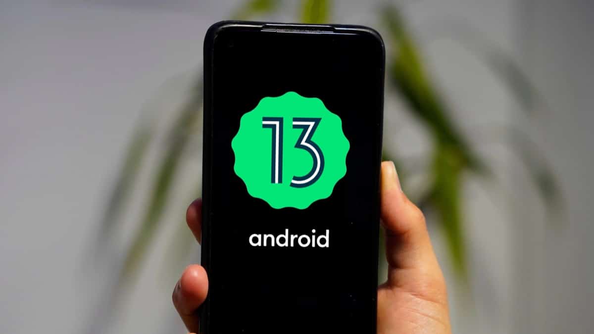 М 13 телефон. Андроид 13. Android 13 Samsung. Мир Пэй на айфон 13.