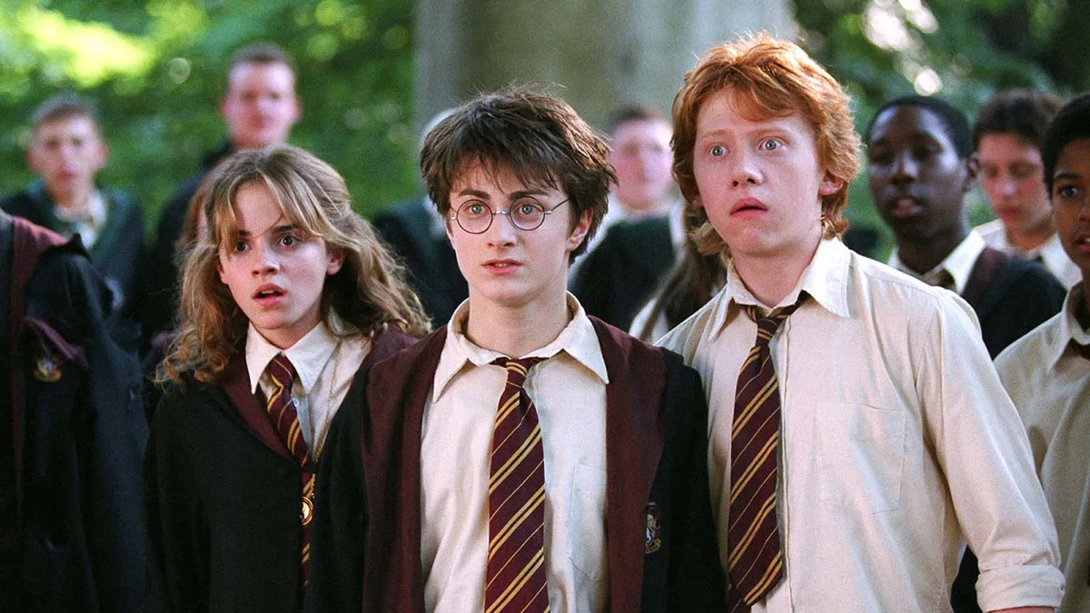 Regarder la vidéo Un personnage clé des livres Harry Potter méconnu au cinéma pourrait enfin être valorisé dans la nouvelle série télévisée