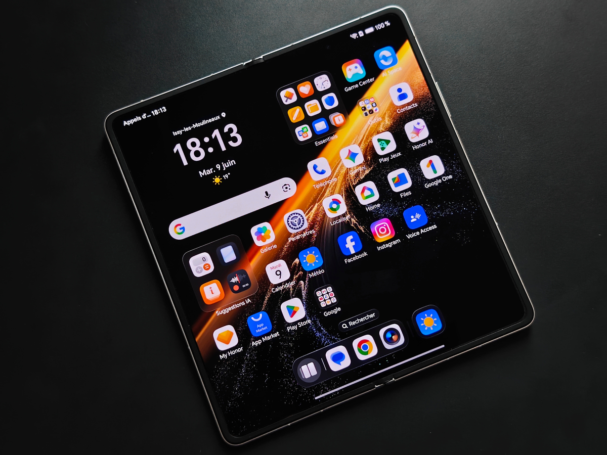 Honor Magic V6