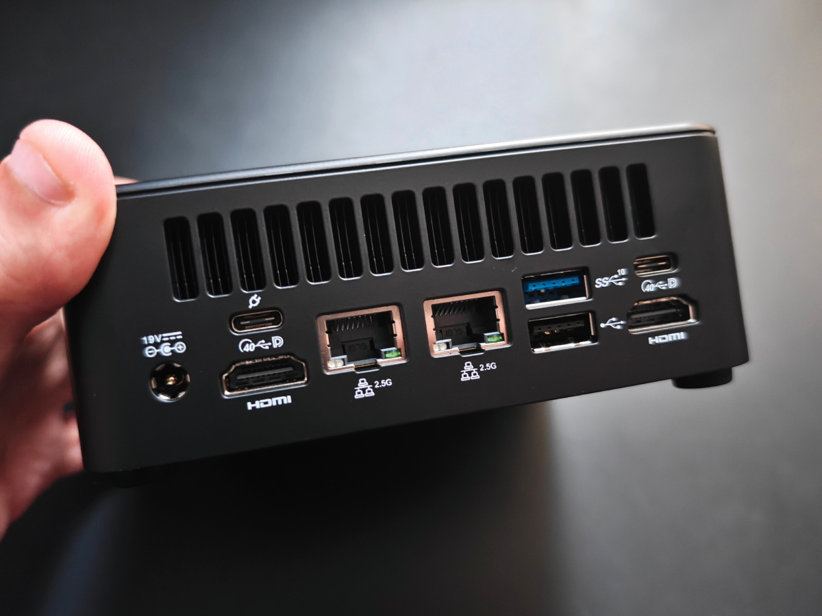 Ports du Geekom IT13 Max