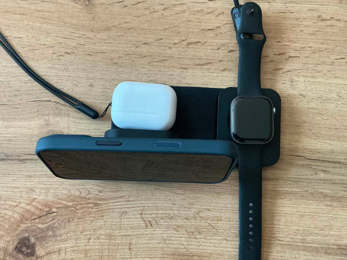 Mophie Roam 3-in-1 Travel Charger