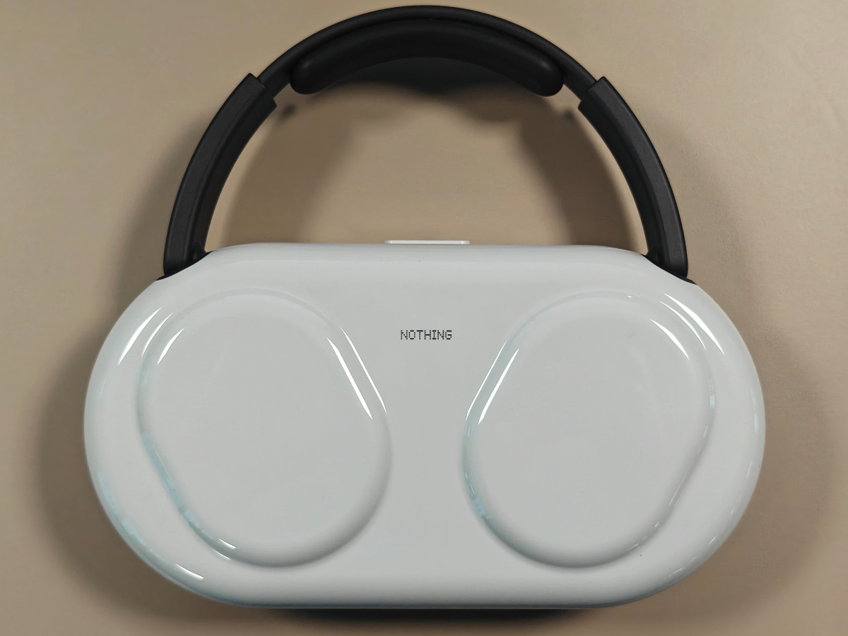 Hardshell du Nothing Headphone(1) Pro